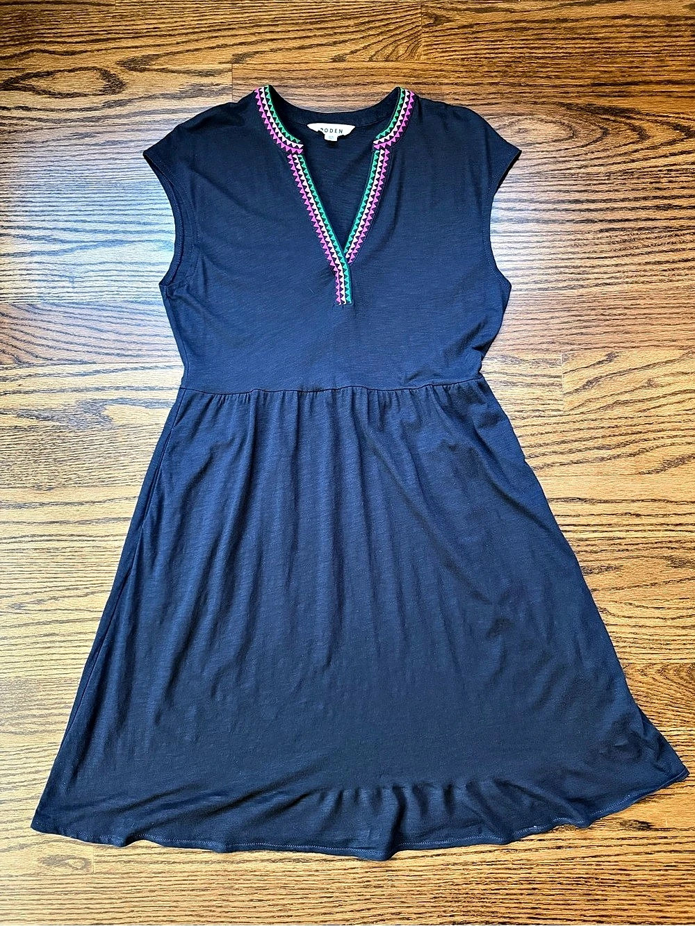 Boden May Embroidered Short Dress Midi in Navy Blue Size 10